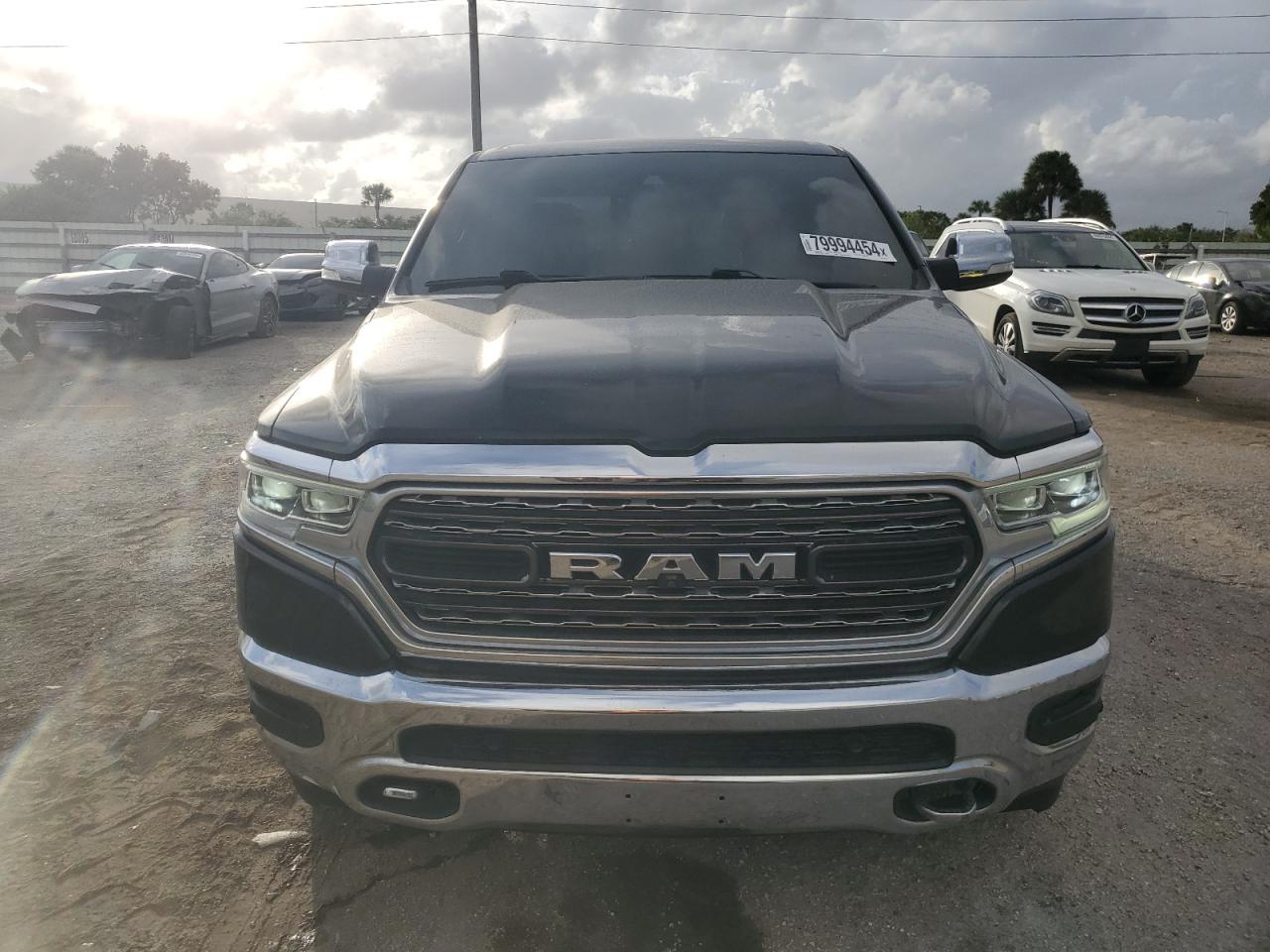 2020 RAM 1500 - Image 5