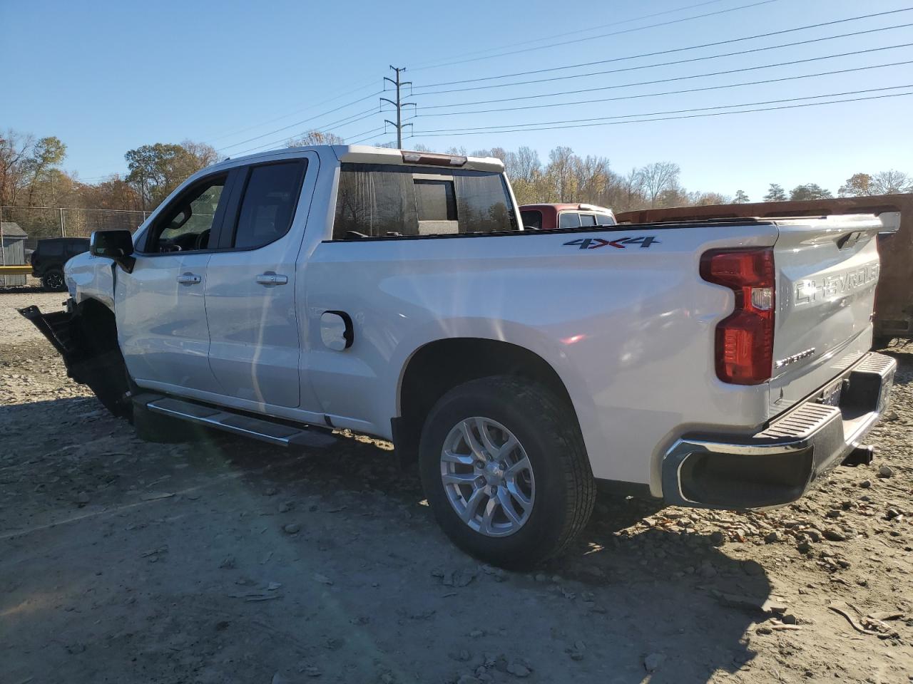 2019 Chevrolet Silverado - Image 2