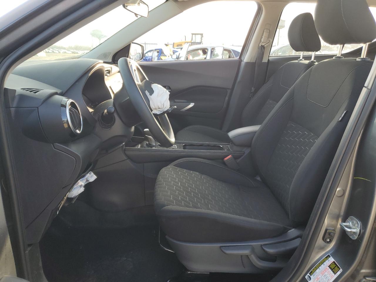 2024 Nissan Kicks - Image 7