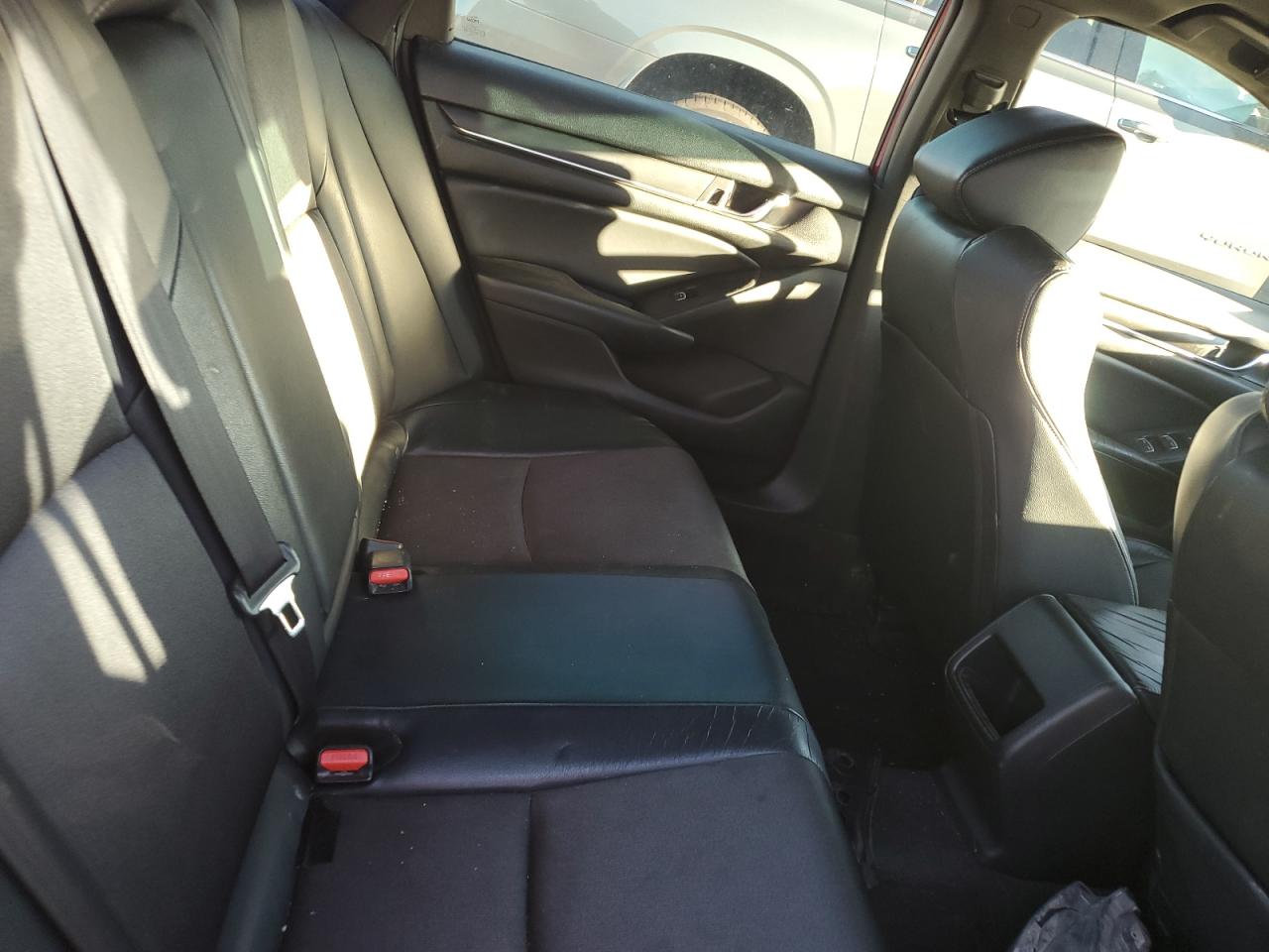 2018 Honda Accord - Image 10