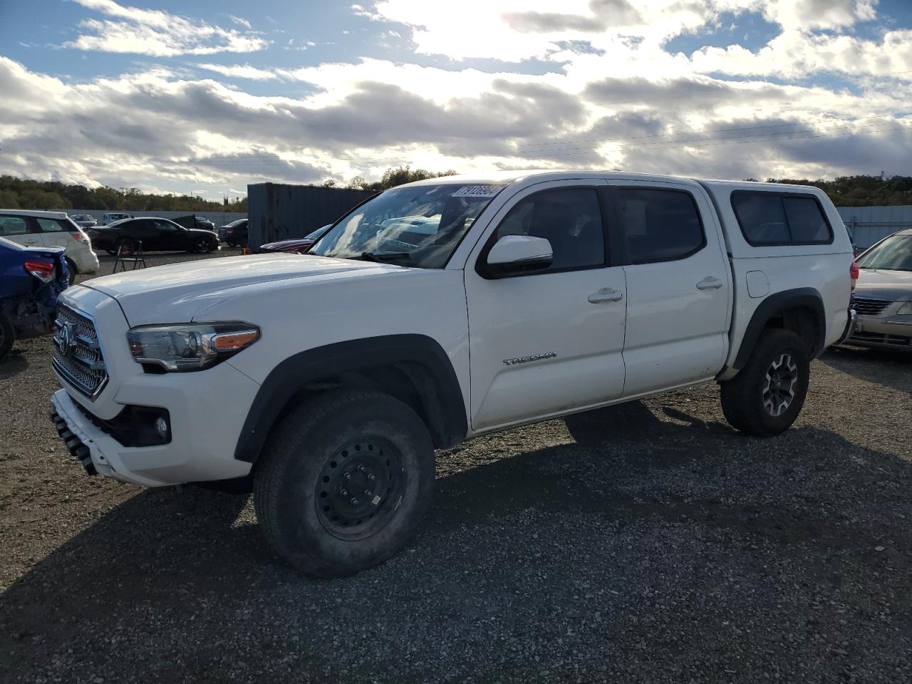 2017 TOYOTA TACOMA