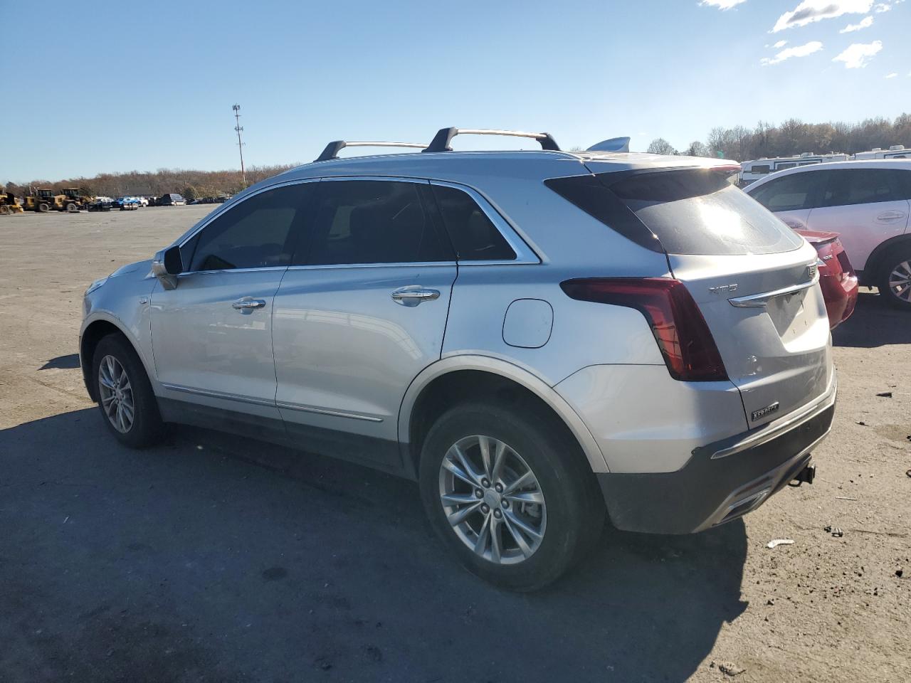 2020 Cadillac XT5 - Image 2