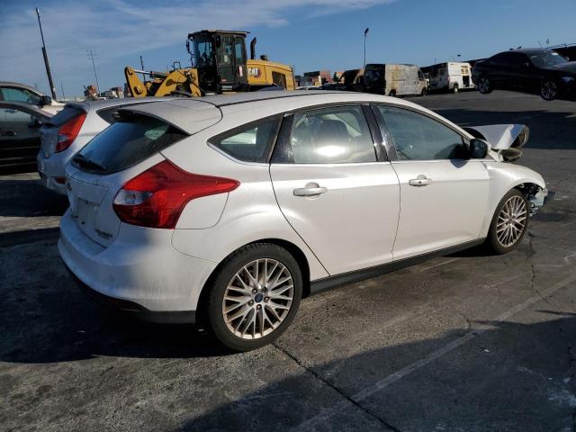  FORD FOCUS 2014 Белый