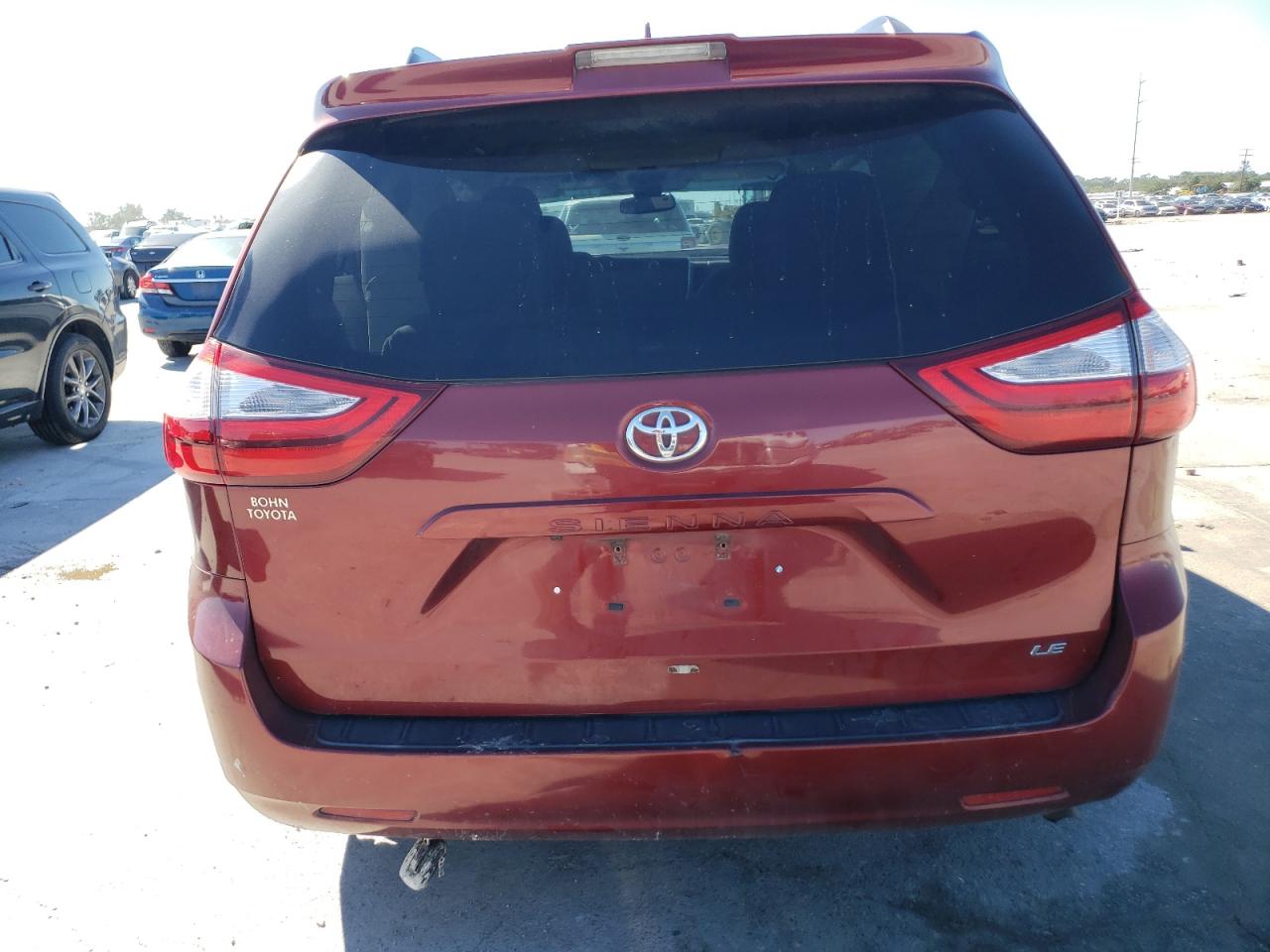 2018 Toyota Sienna - Image 6