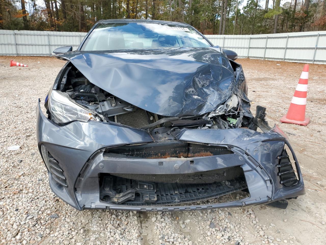 2017 Toyota Corolla - Image 5