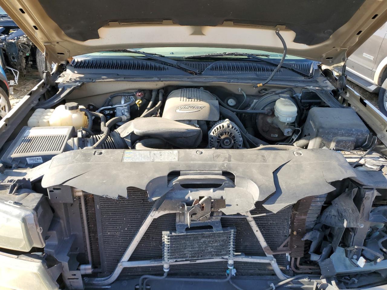 2006 Chevrolet Silverado - Image 11