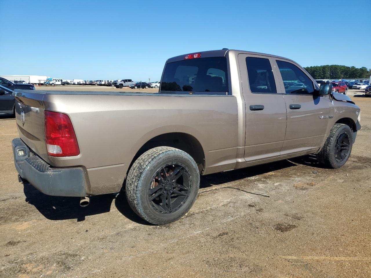 2010 Dodge RAM - Image 3