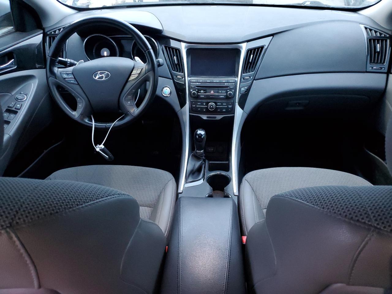 2014 Hyundai Sonata - Image 8