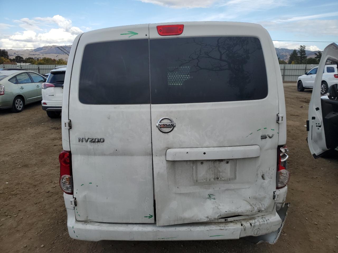2018 Nissan NV - Image 6