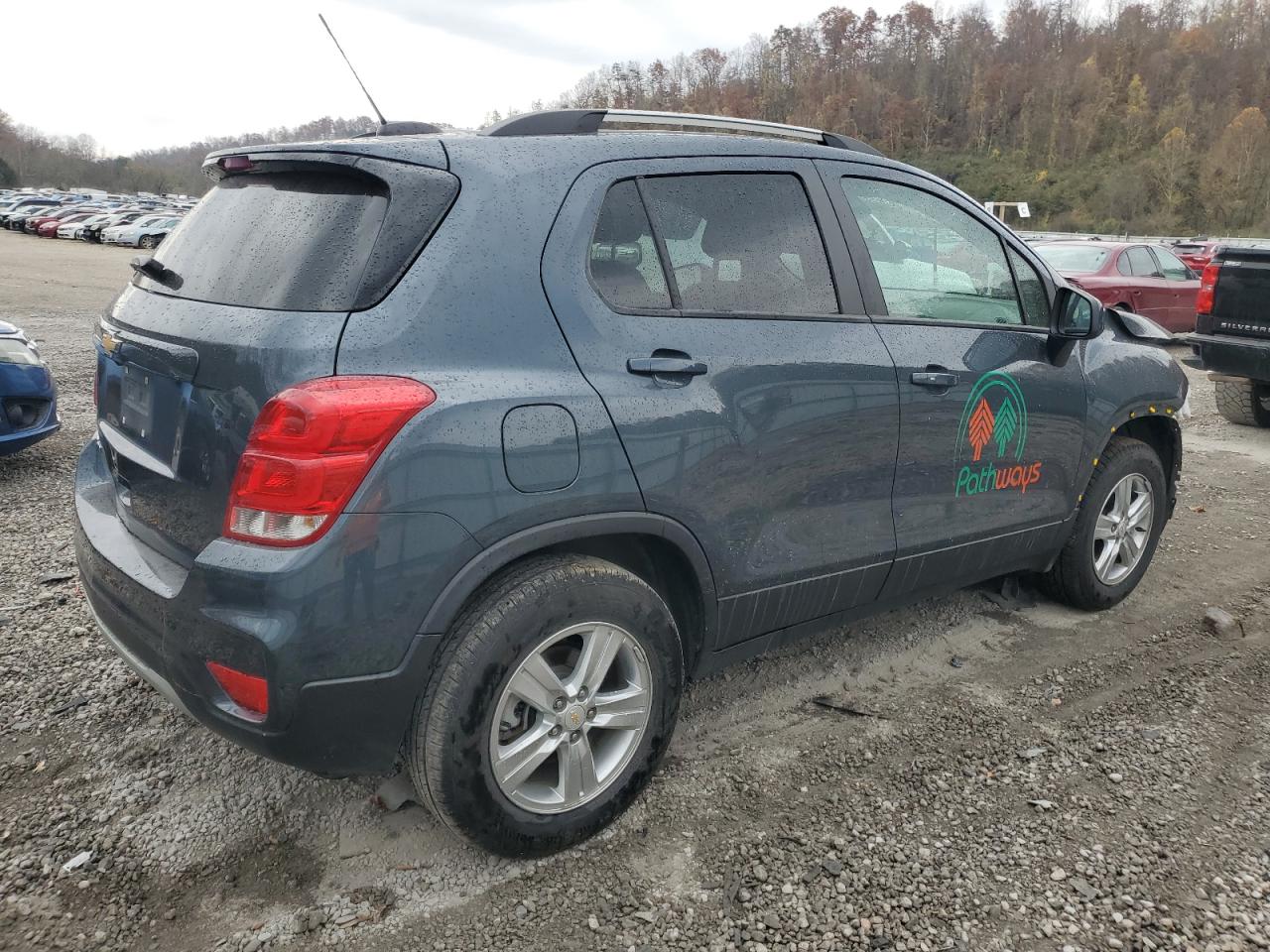 2022 Chevrolet Trax - Image 3