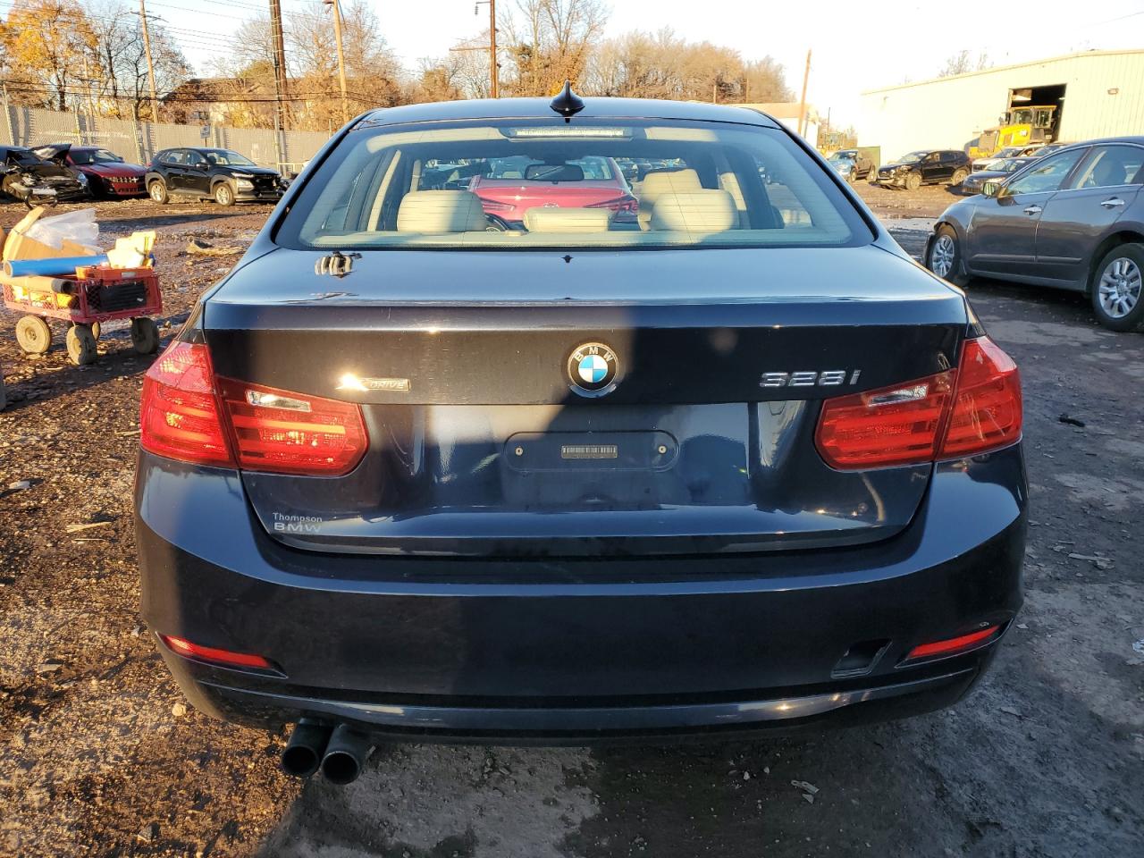 VIN WBA3B5G52DNS00566 2013 BMW 3 SERIES no.6