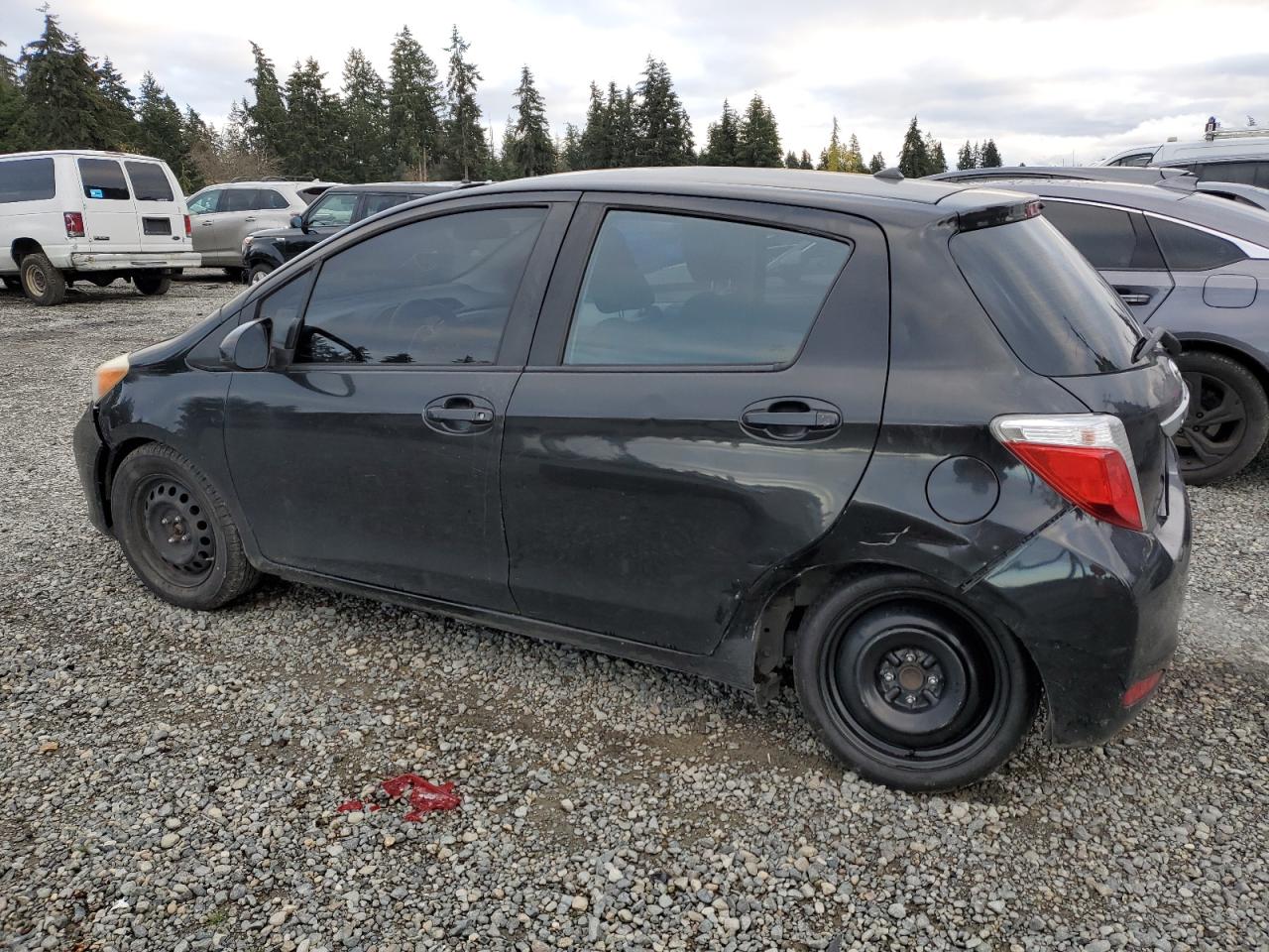 2012 Toyota Yaris - Image 2