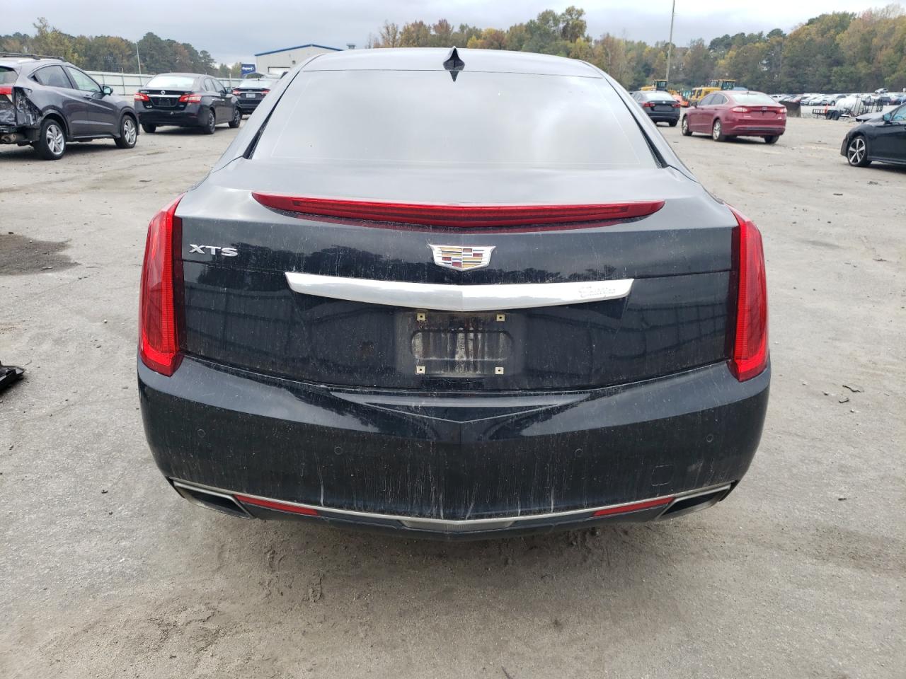 2017 Cadillac XTS - Image 6