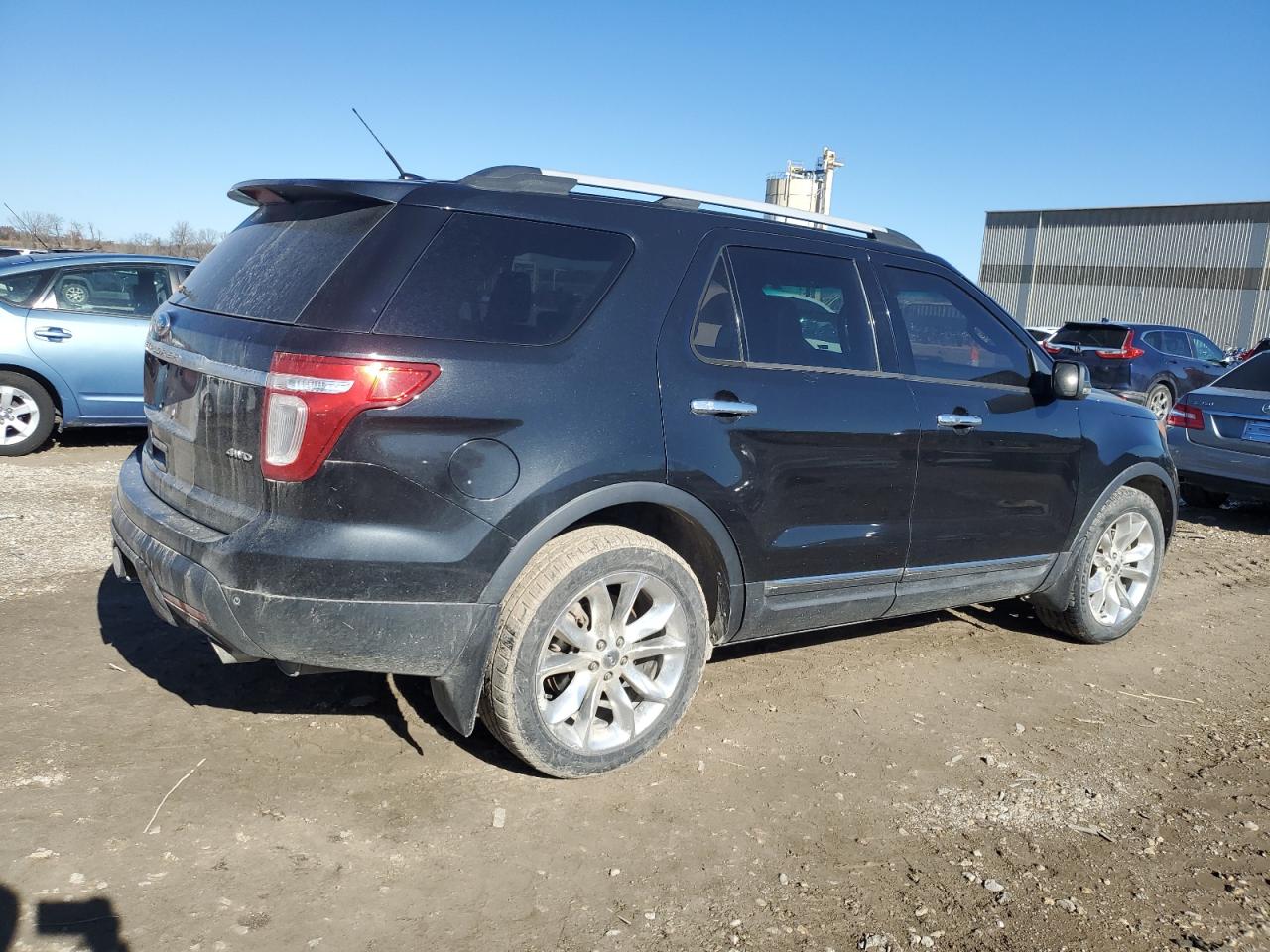 2011 Ford Explorer - Image 3