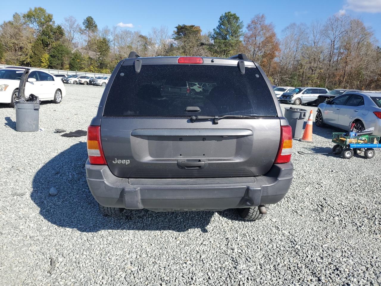2004 Jeep Grand Cherokee - Image 6