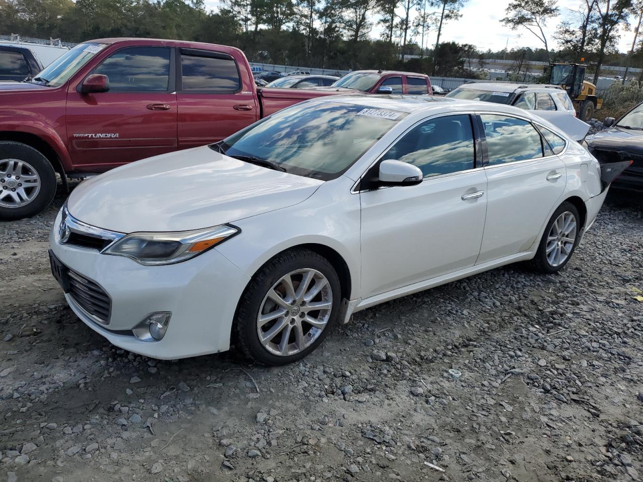 2014 Toyota Avalon - Image 1