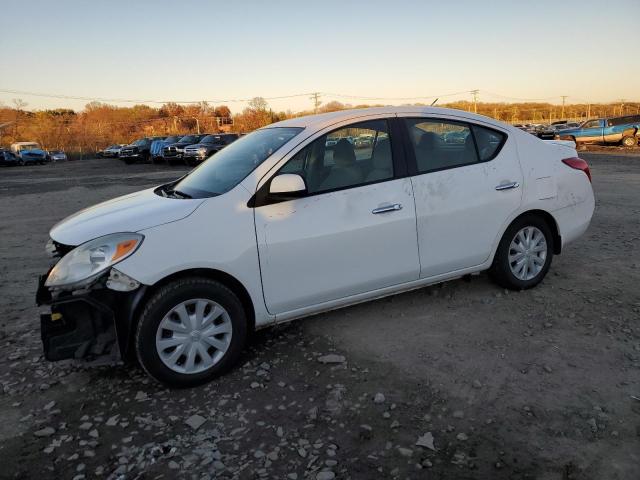  NISSAN VERSA 2014 Белы