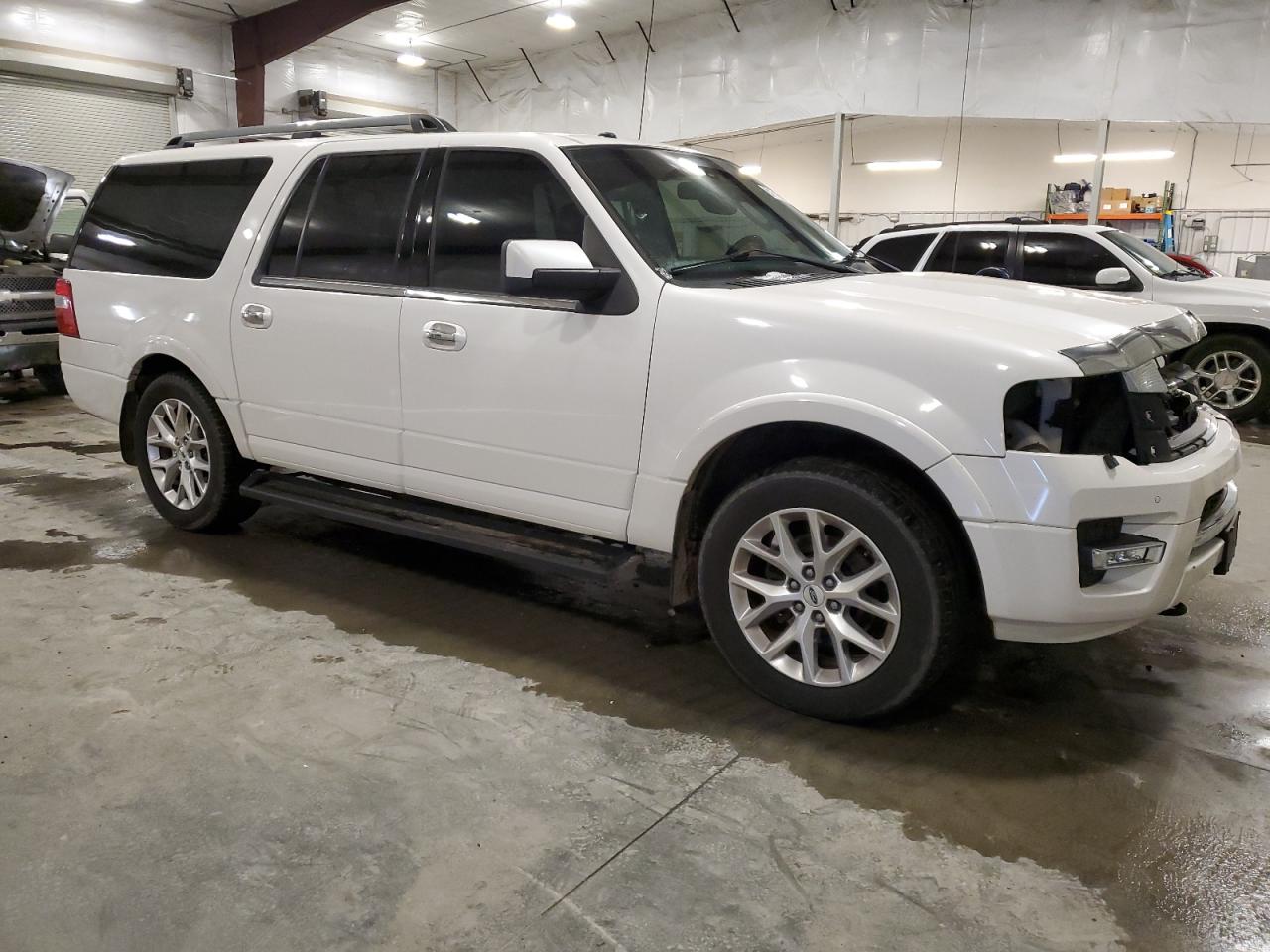 2015 Ford Expedition - Image 4