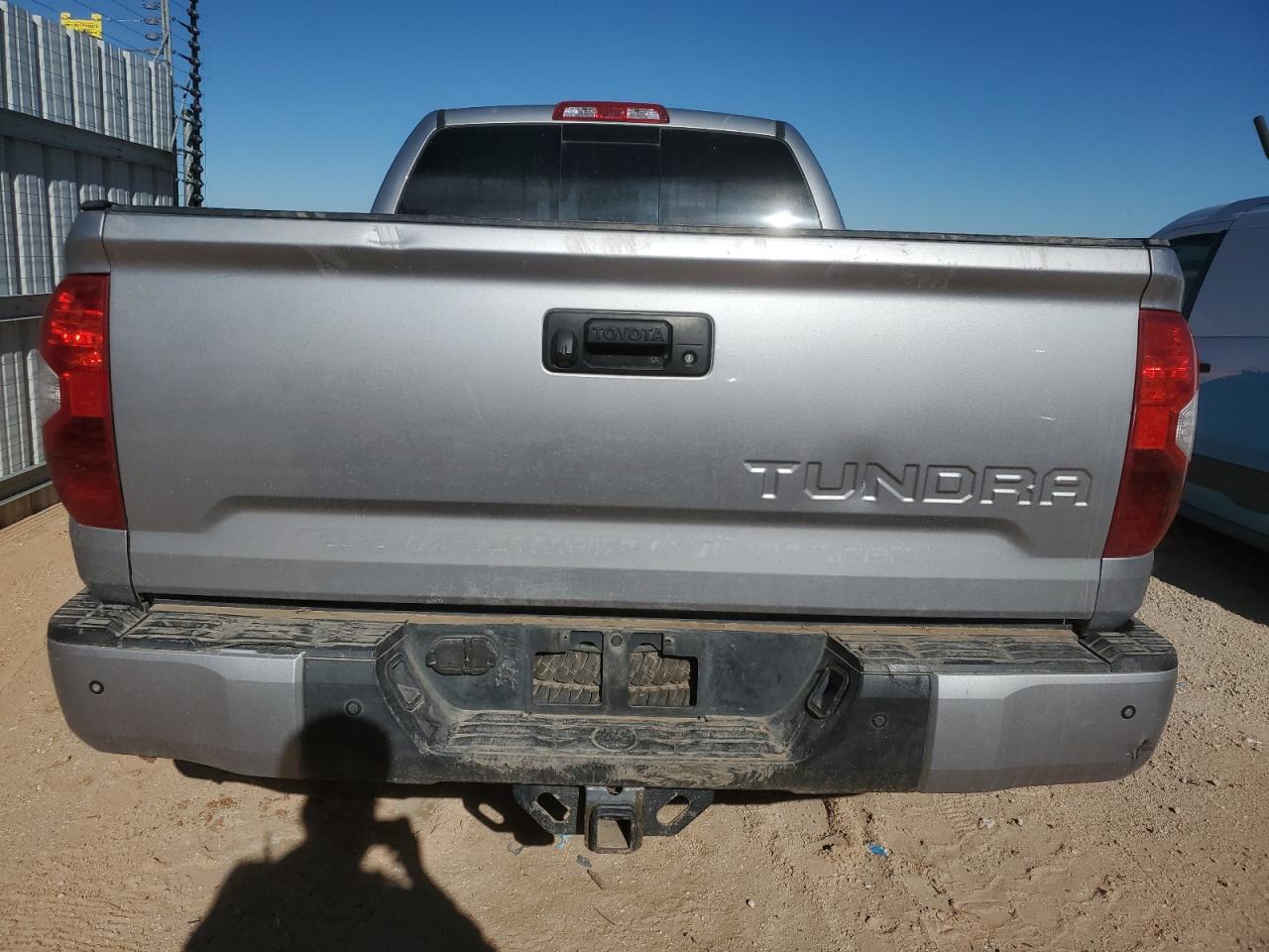 VIN 5TFUW5F12HX597880 2017 TOYOTA TUNDRA no.6