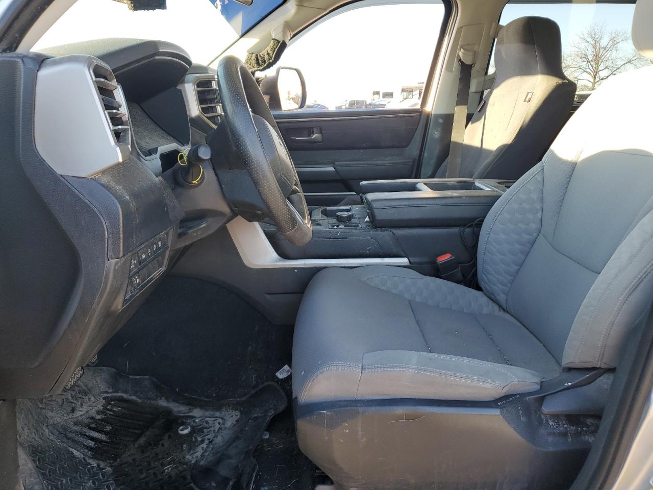 2022 Toyota Tundra - Image 7