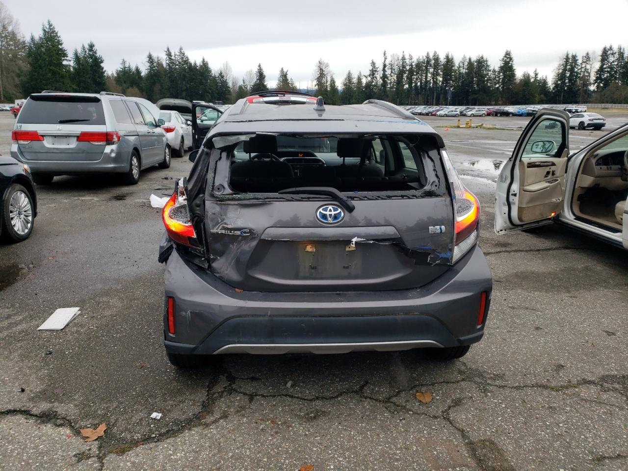 2018 Toyota Prius - Image 6