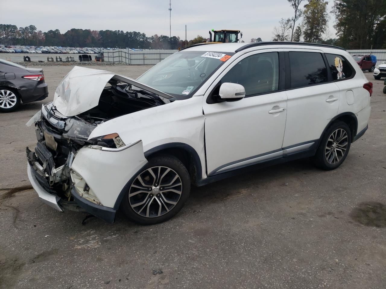 2016 Mitsubishi Outlander - Image 1