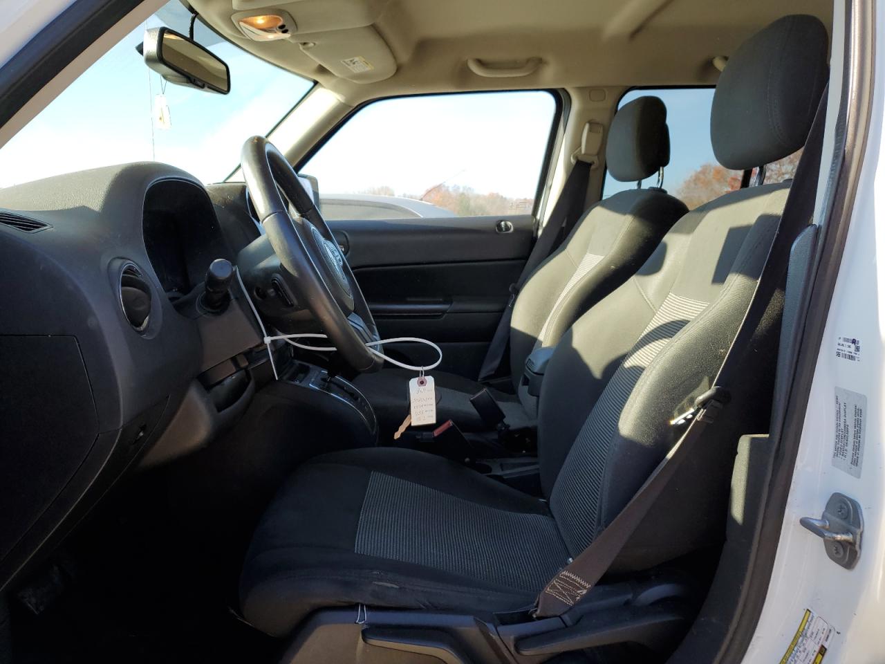 2016 Jeep Liberty (Patriot) - Image 7