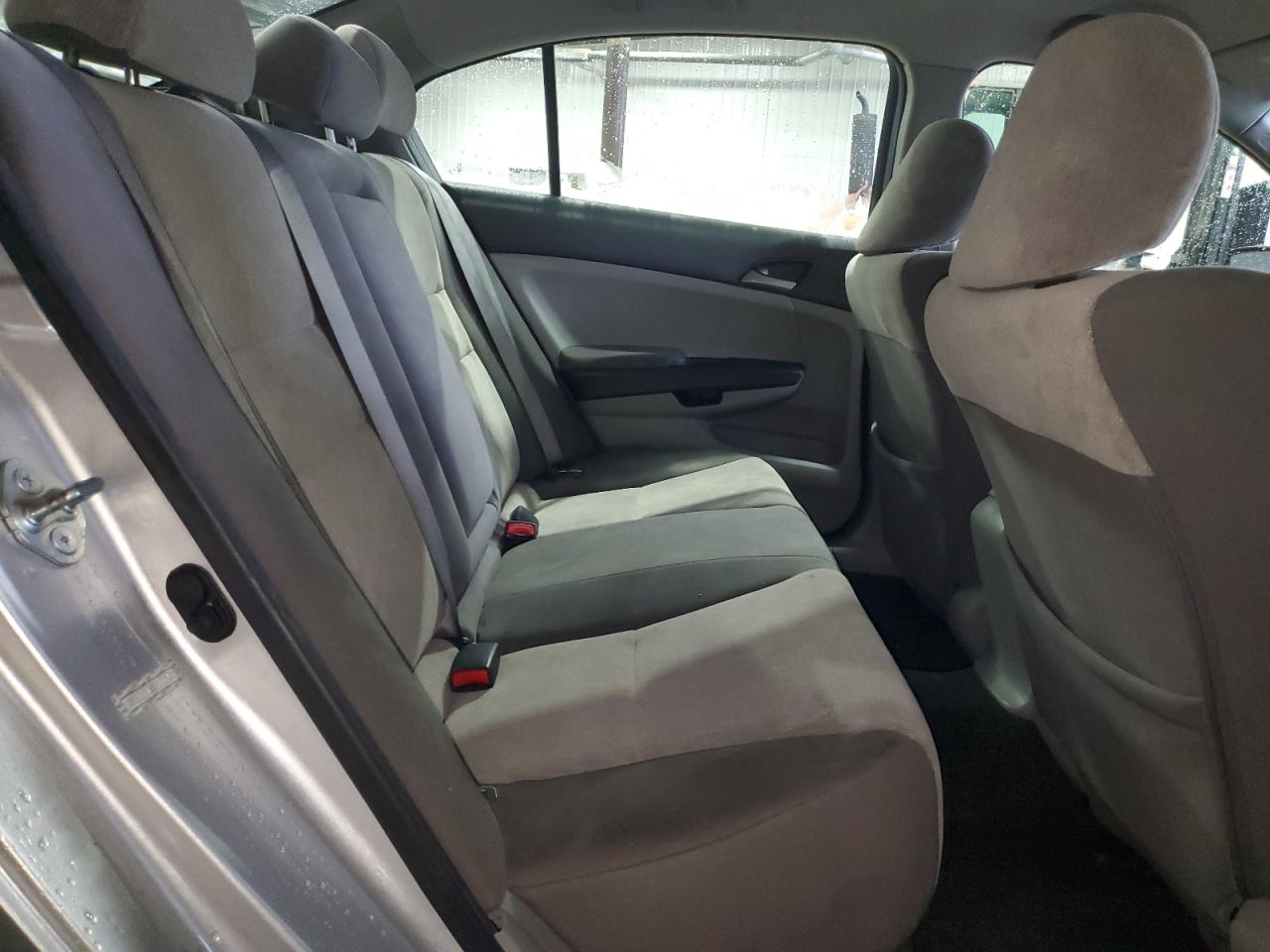 2010 Honda Accord - Image 10