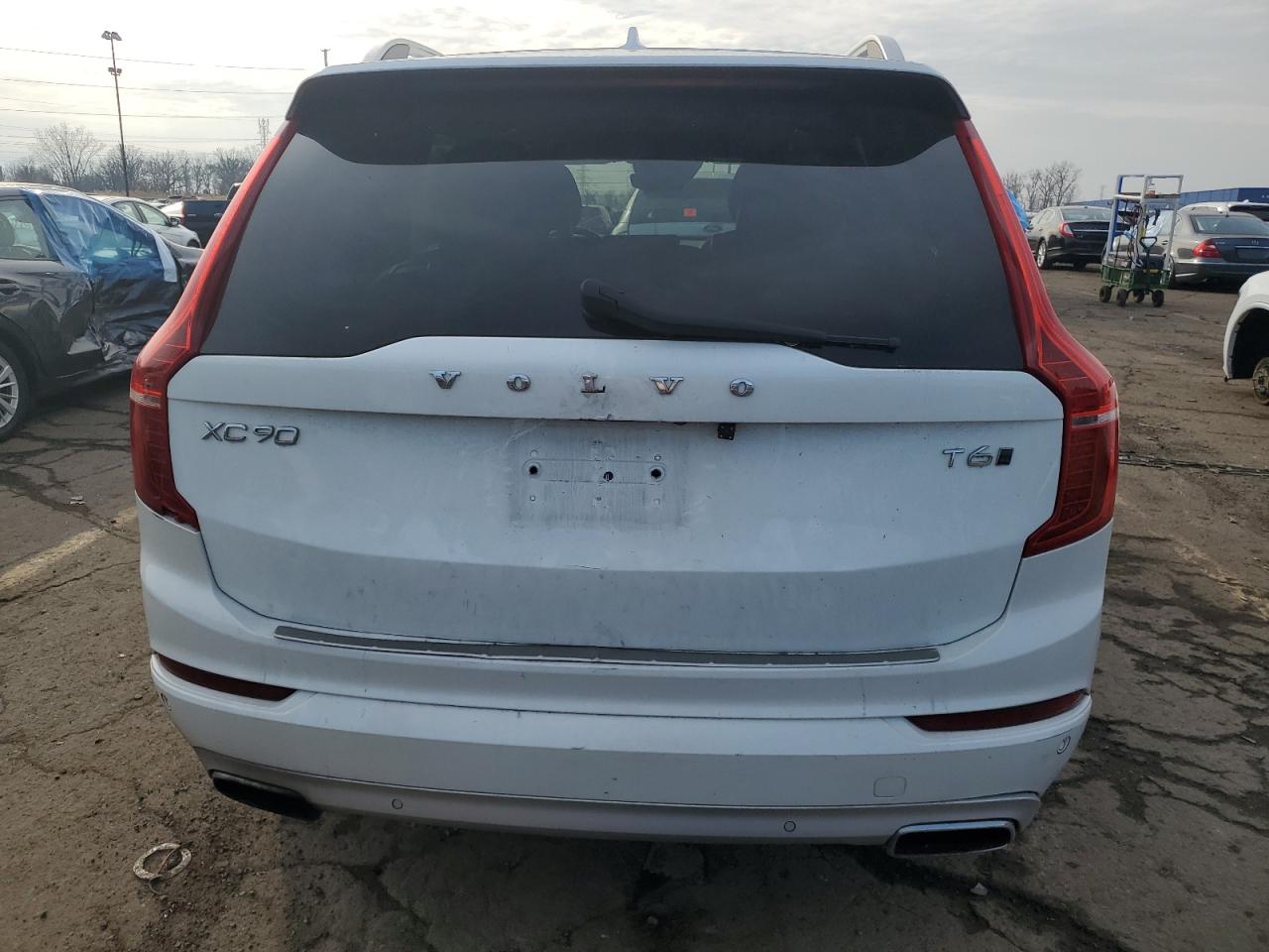 2017 Volvo Xc90 T6 VIN: YV4A22PK9H1110985 Lot: 80857924