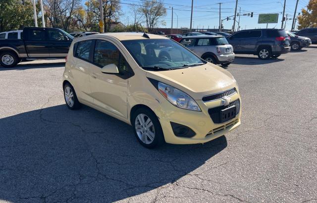 Hatchbacks CHEVROLET SPARK 2015 Żółty