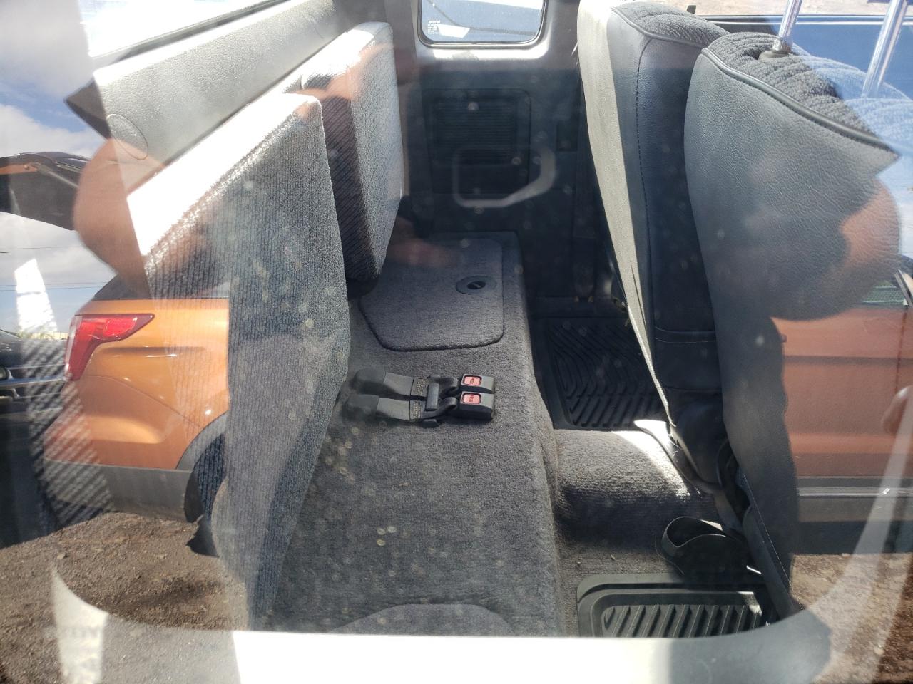 1994 Toyota Pickup - Image 10