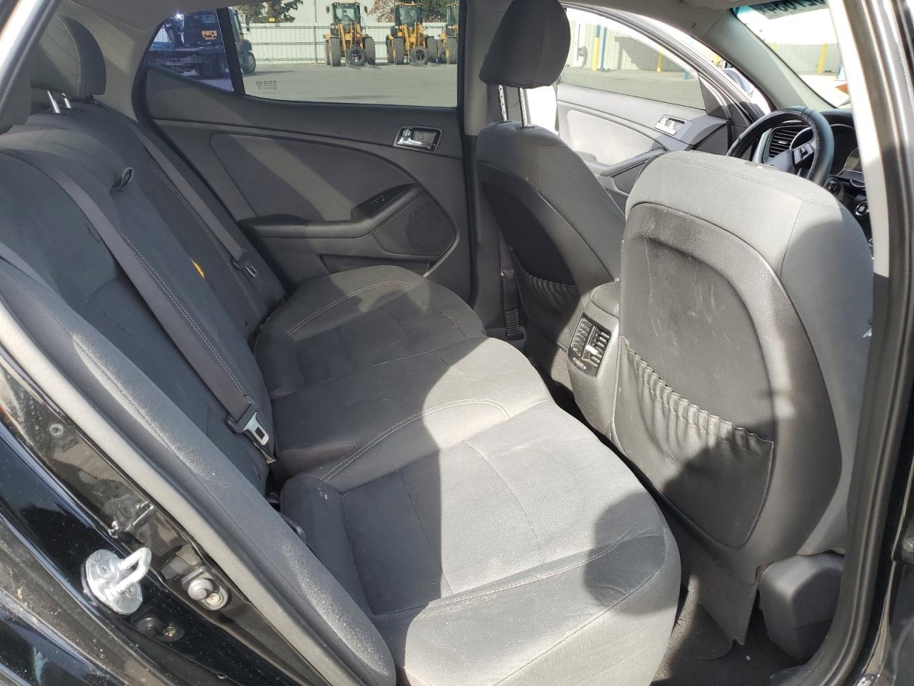 2013 Kia Optima - Image 10