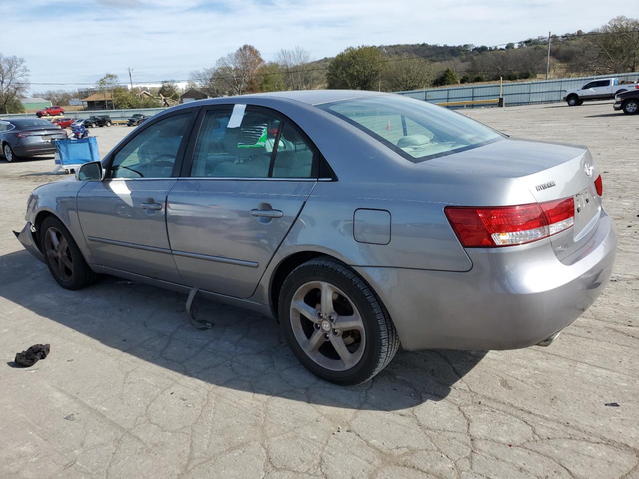 2007 Hyundai Sonata - Image 2