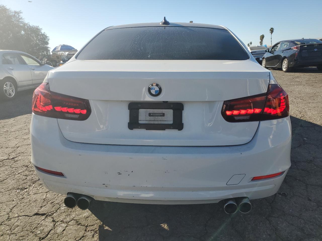 VIN WBA3B1C53DK128227 2013 BMW 3 SERIES no.6