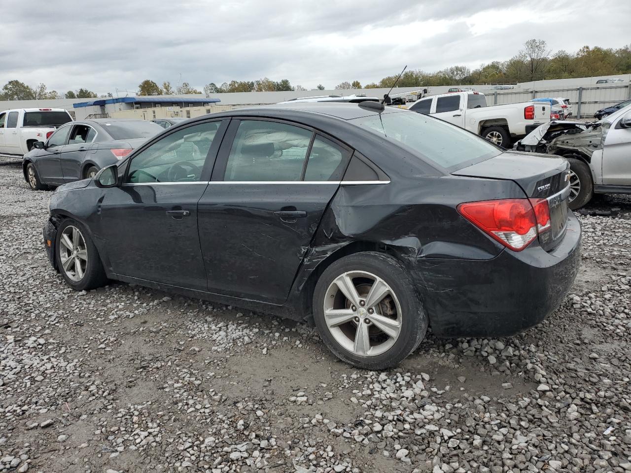 2015 Chevrolet Cruze - Image 2