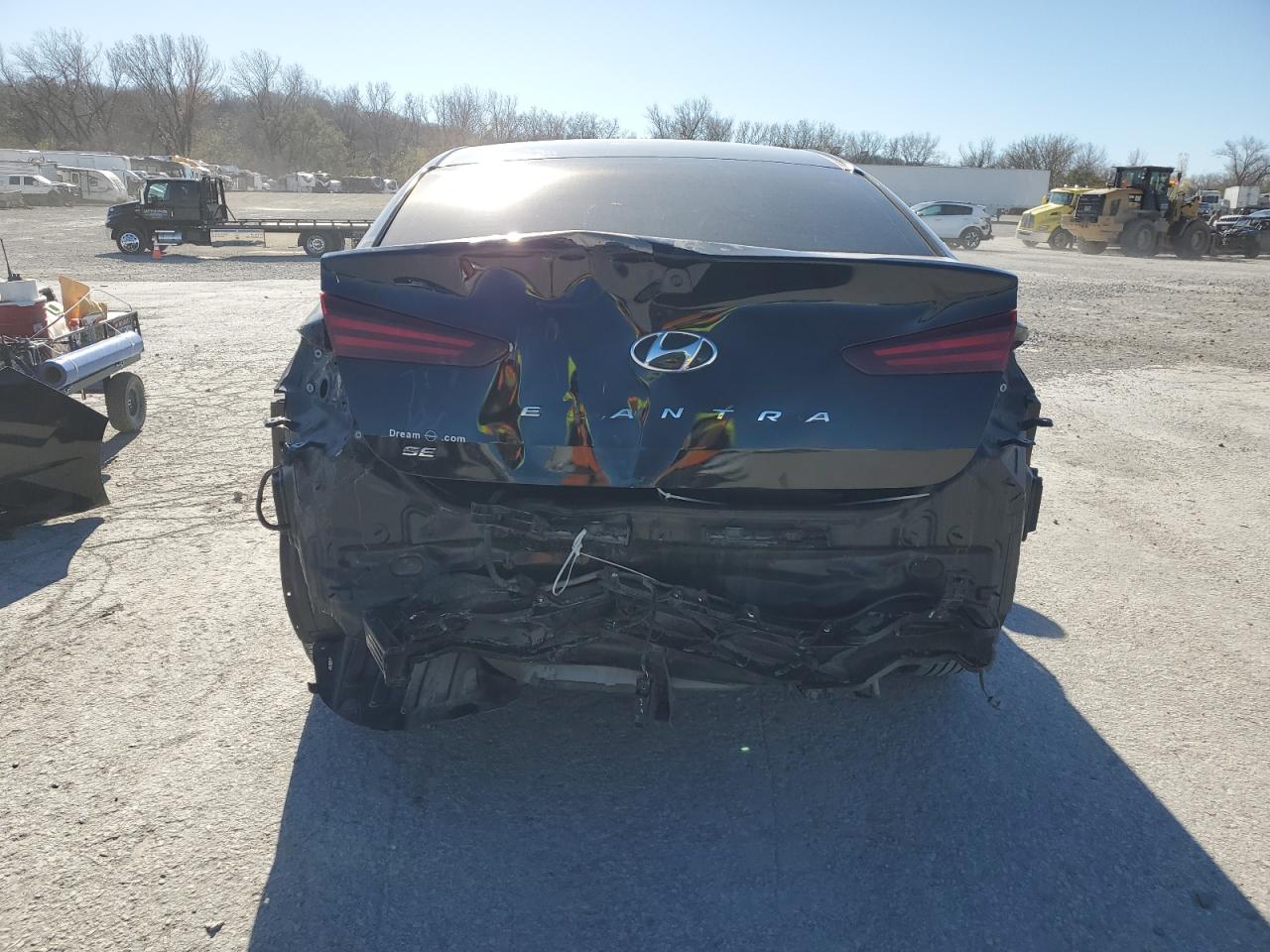 2020 Hyundai Elantra - Image 6