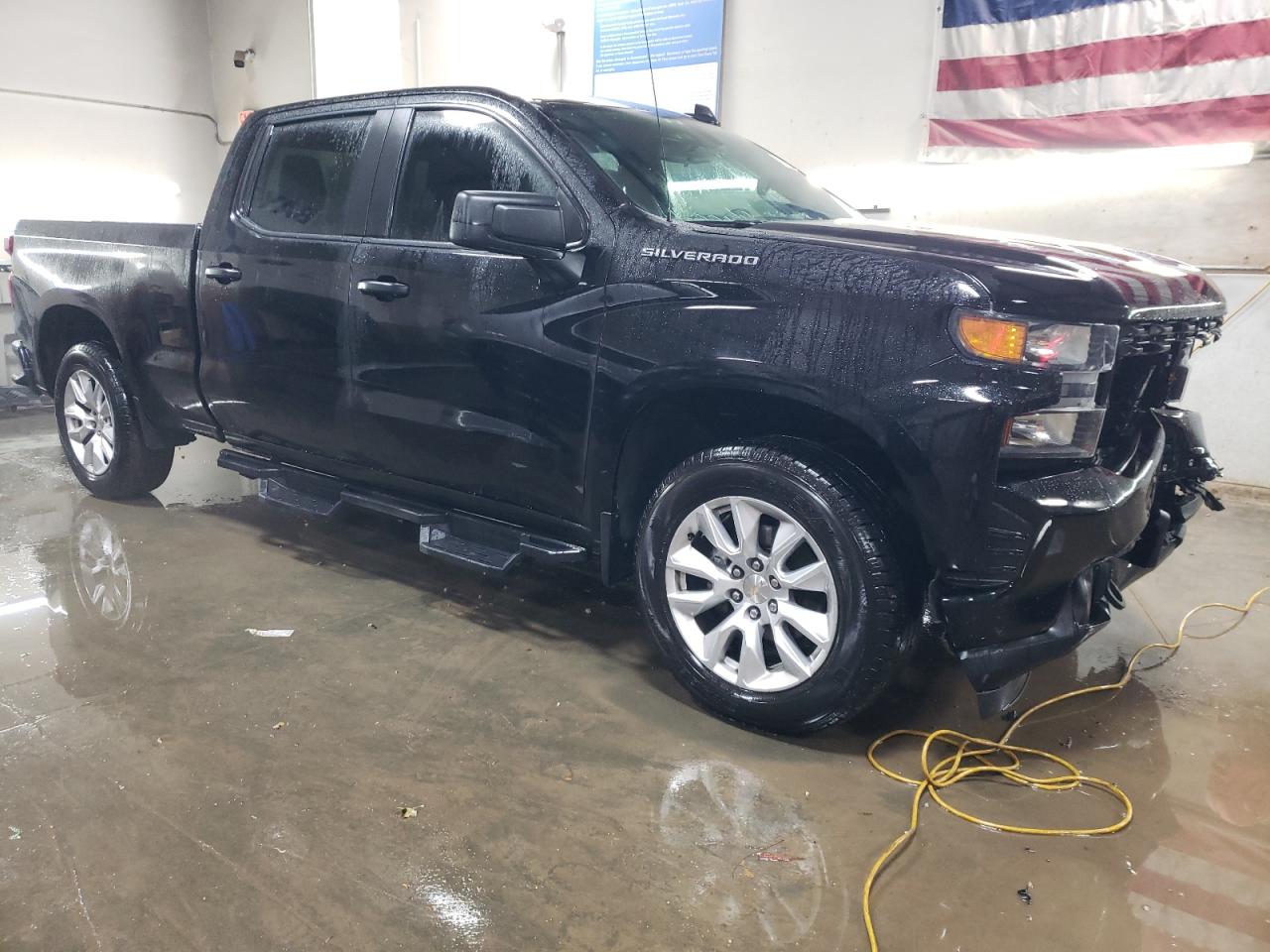 2021 Chevrolet Silverado - Image 4