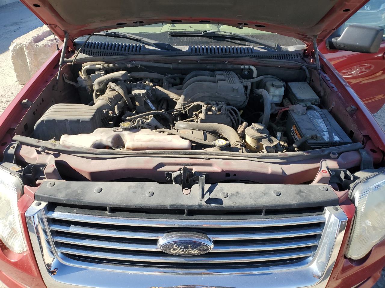 2010 Ford Explorer - Image 12