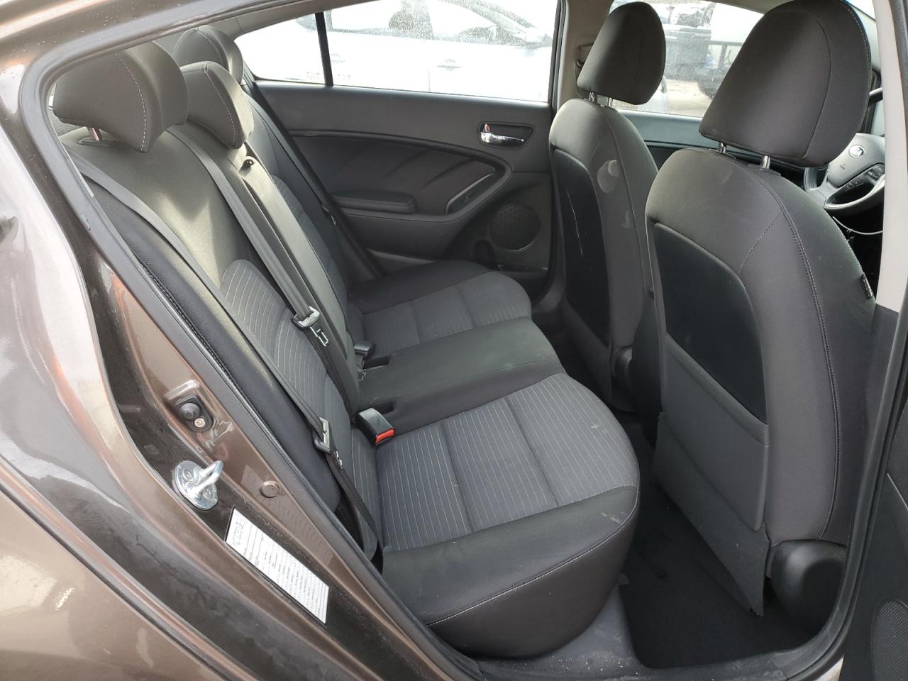 2014 Kia Forte - Image 10
