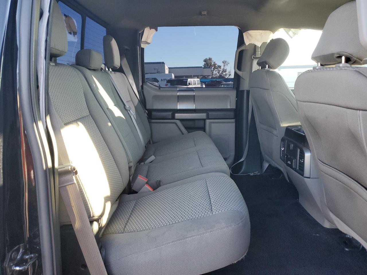 2018 Ford F-150 - Image 10
