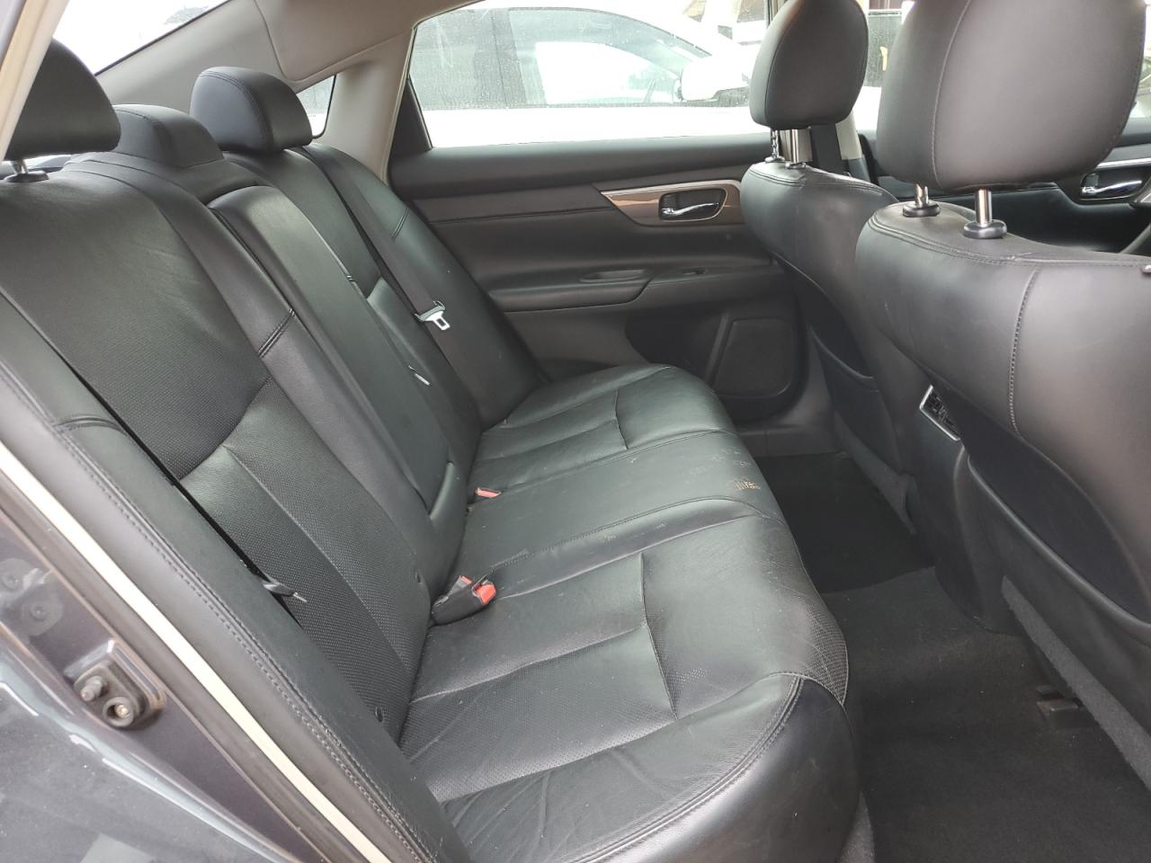 2013 Nissan Altima - Image 10