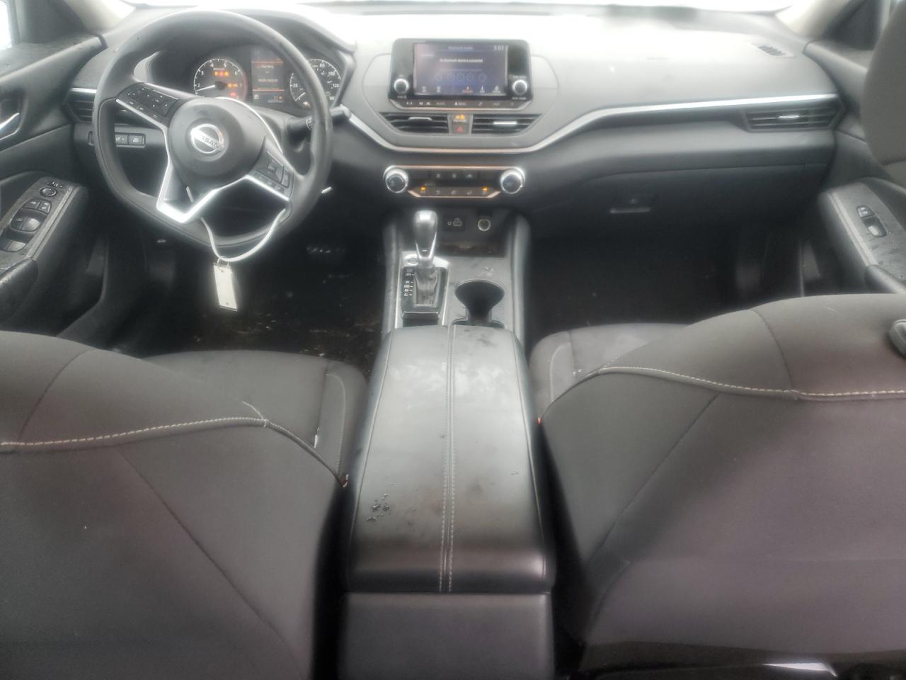 2021 Nissan Altima - Image 8