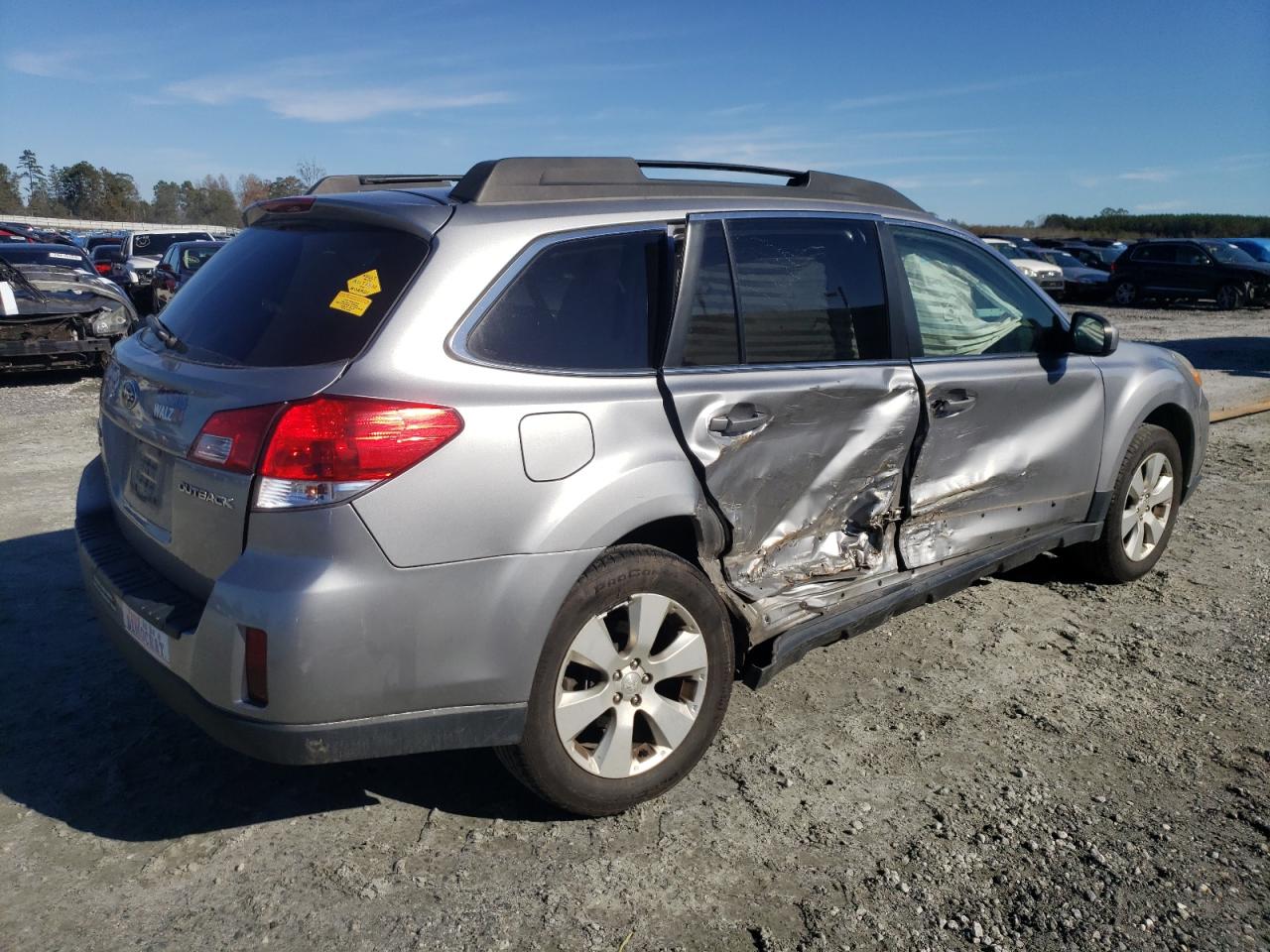 2010 Subaru Outback - Image 3