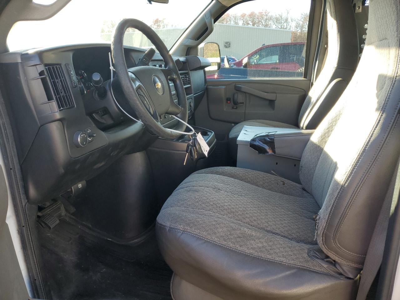 2016 Chevrolet Express G2500 VIN: 1GCWGAFF2G1298546 Lot: 80456854