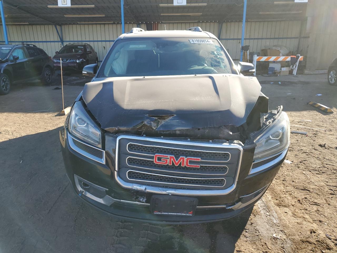 2017 GMC Acadia - Image 5
