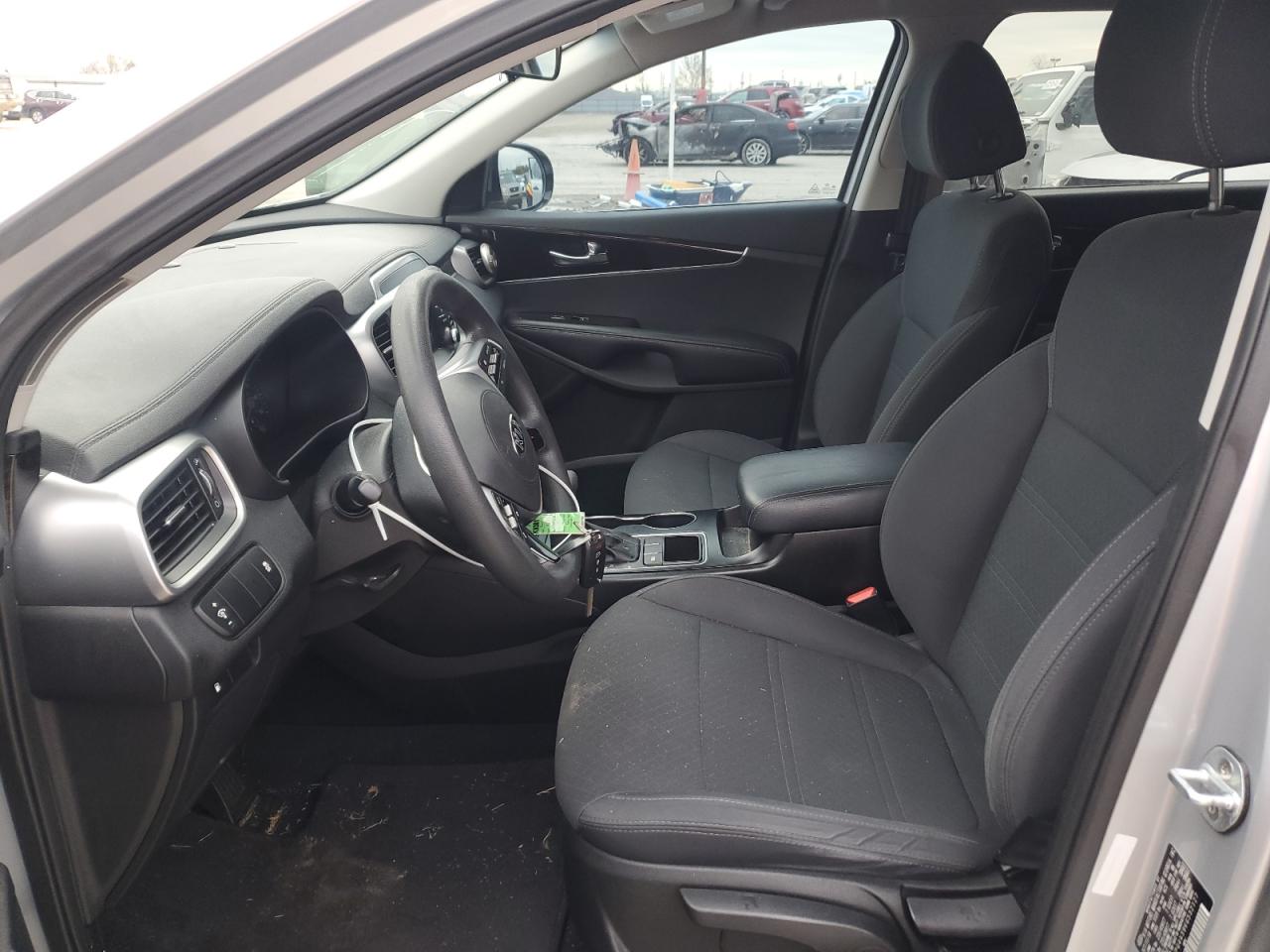 2019 Kia Sorento - Image 7