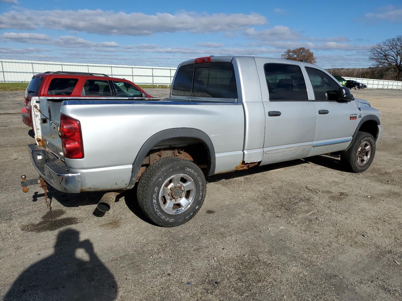 2007 Dodge RAM - Image 3