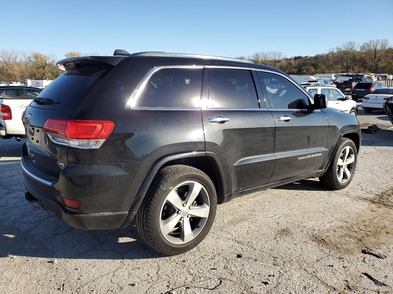 2015 Jeep Grand Cherokee - Image 3