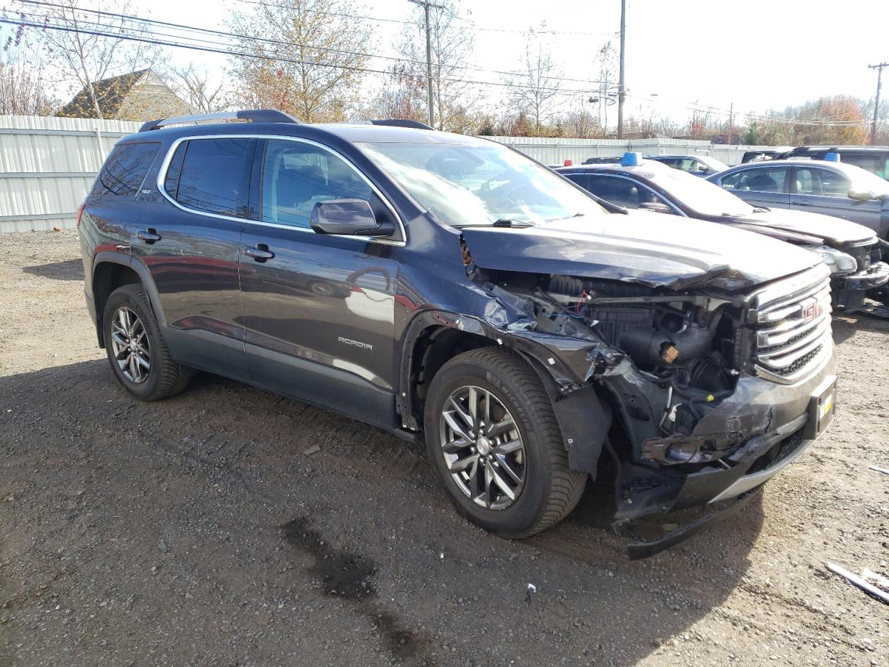 2017 GMC Acadia - Image 4