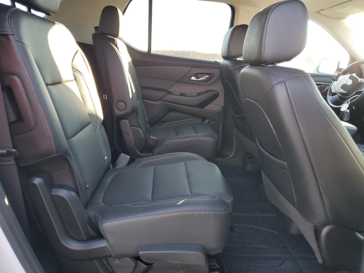 2021 Chevrolet Traverse - Image 11